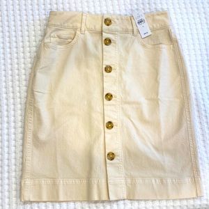 LOFT Lightweight khaki skirt with a little stretch